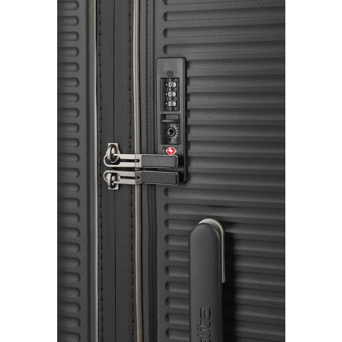 Travelite Travelite Roomer 78CM-101L reiskoffer zwart