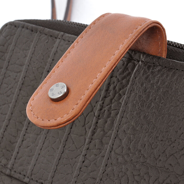 Berba Berba Chamonix 14cc ladies wallet 121-920 chocolate