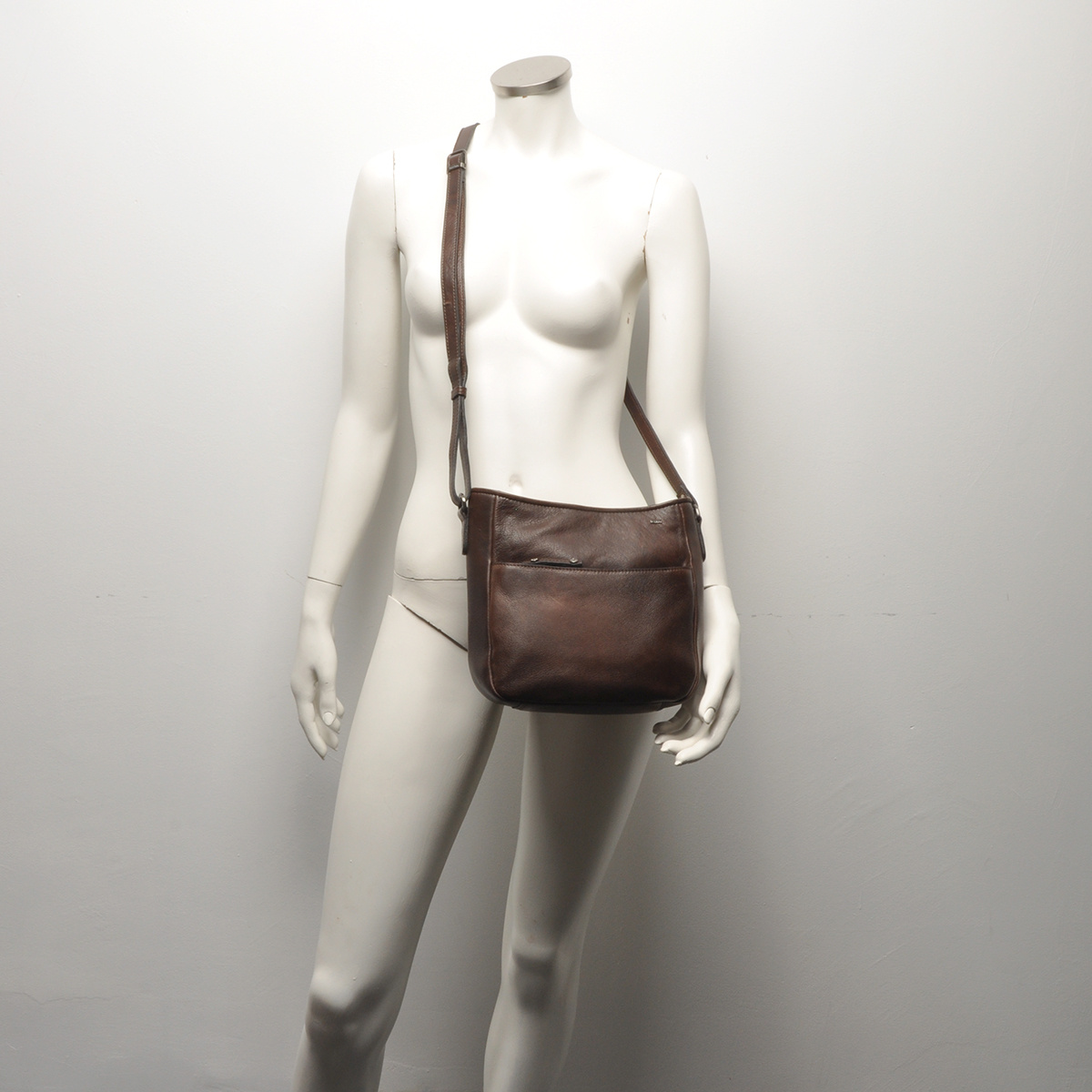 Berba Berba Lucca leren crossbody-tas chocolate