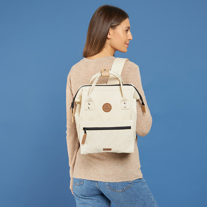 Cabaia Adventurer small rugtas Cape Town cream