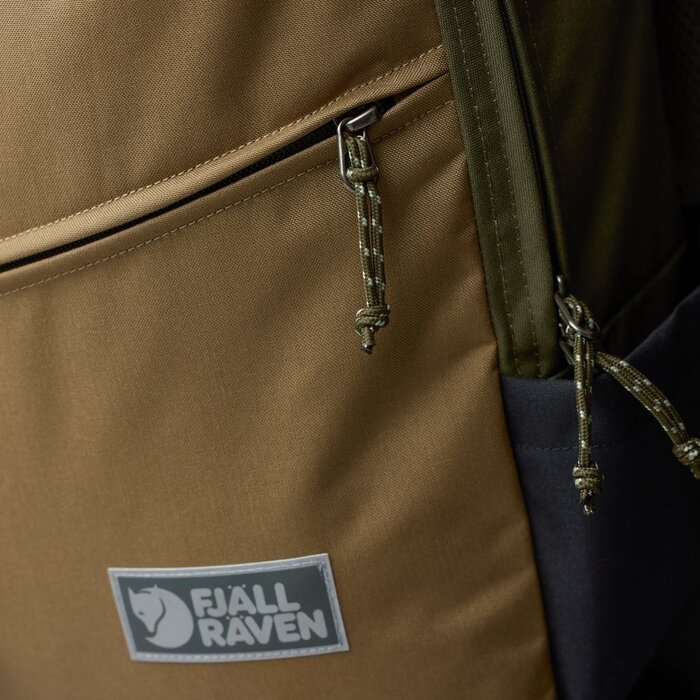 Fjällräven Fjällräven Vardag Backpack 17L 15" laptop-rugtas coal black