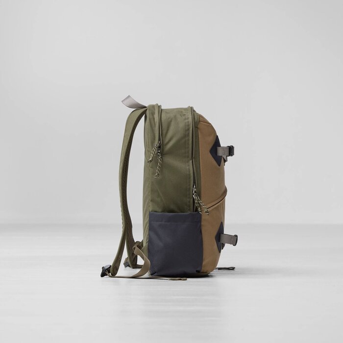 Fjällräven Fjällräven Vardag Backpack 17L 15" laptop-rugtas coal black