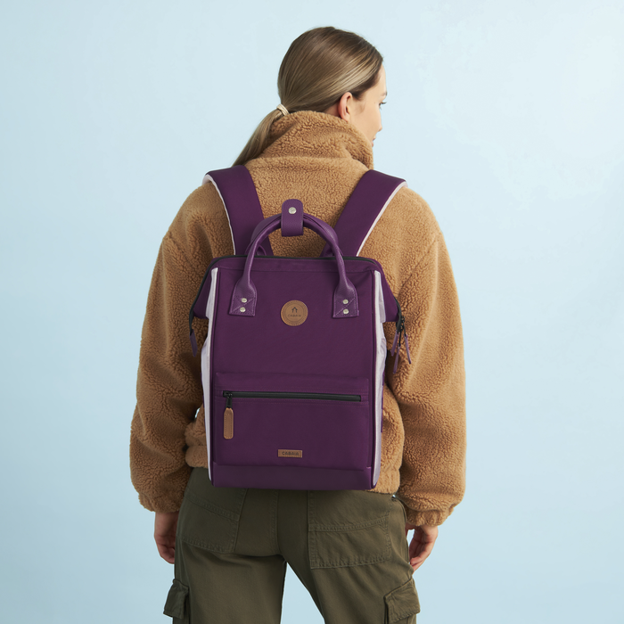 Cabaia Cabaia Adventurer M 14" laptop-rugtas Kingston purple