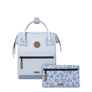 Cabaia Adventurer small Paros baby blue
