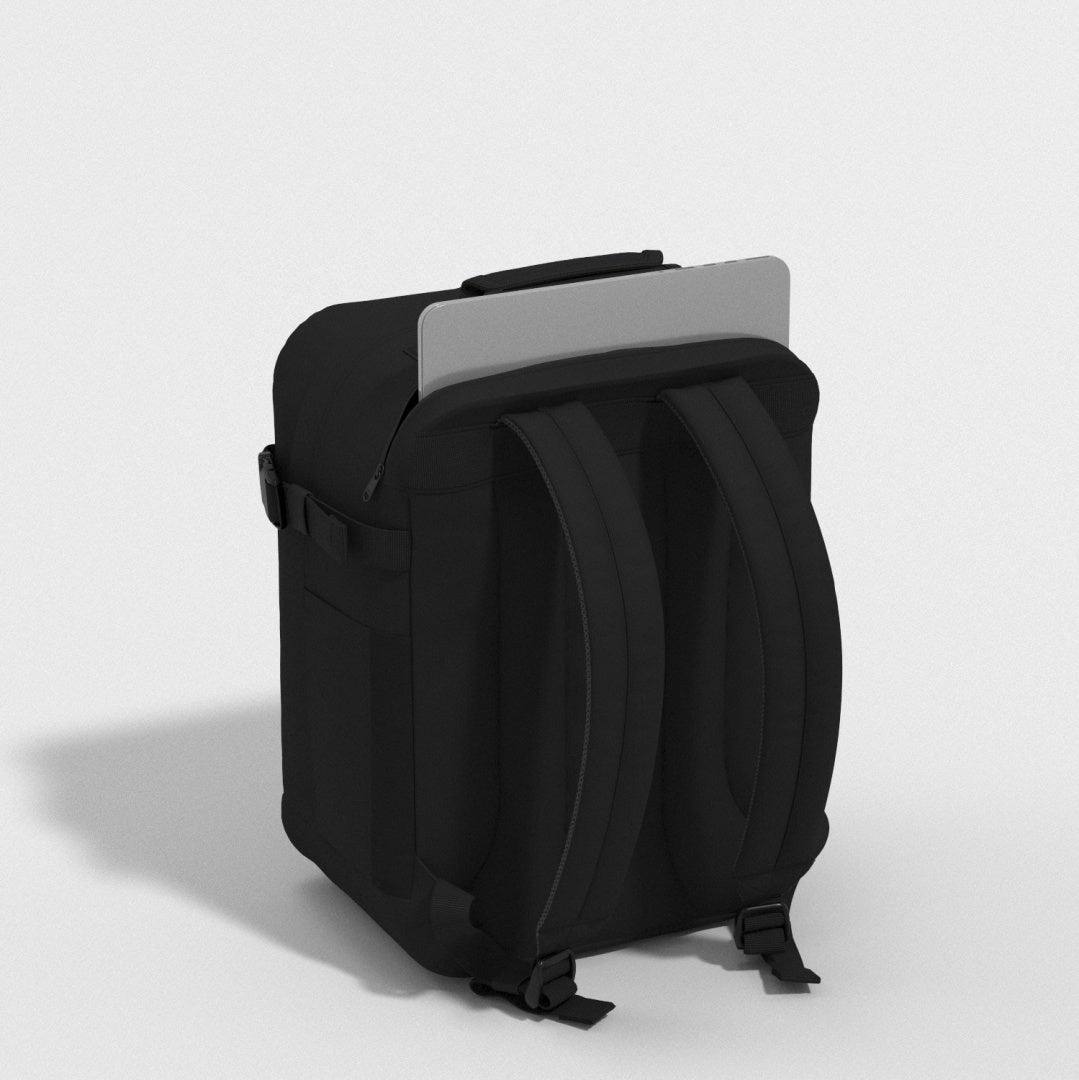 CabinZero Classic Tech 28L - 15.6