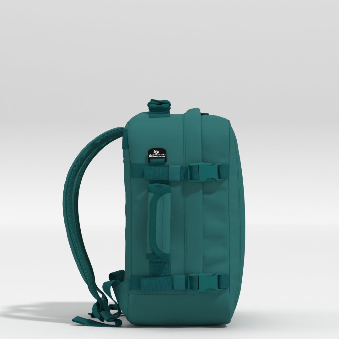 Cabin Zero Classic 28L cabin backpack-underseater Meadow Green