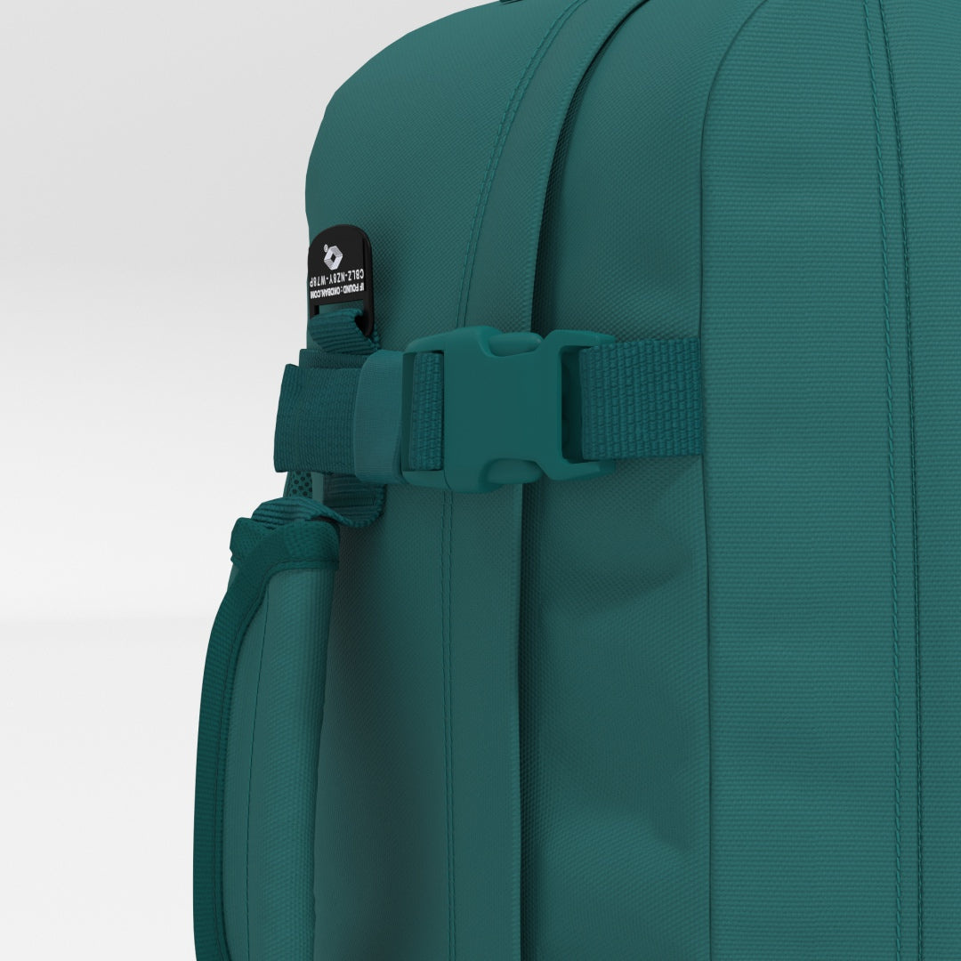 Cabin Zero Classic 28L cabin backpack-underseater Meadow Green