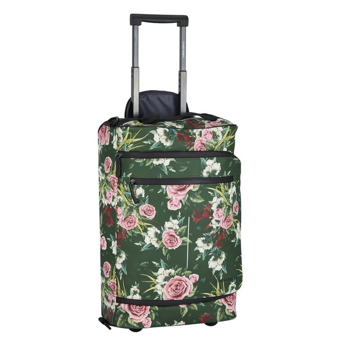 New Rebels Flora Laredo Fremont On Board Trolley groen