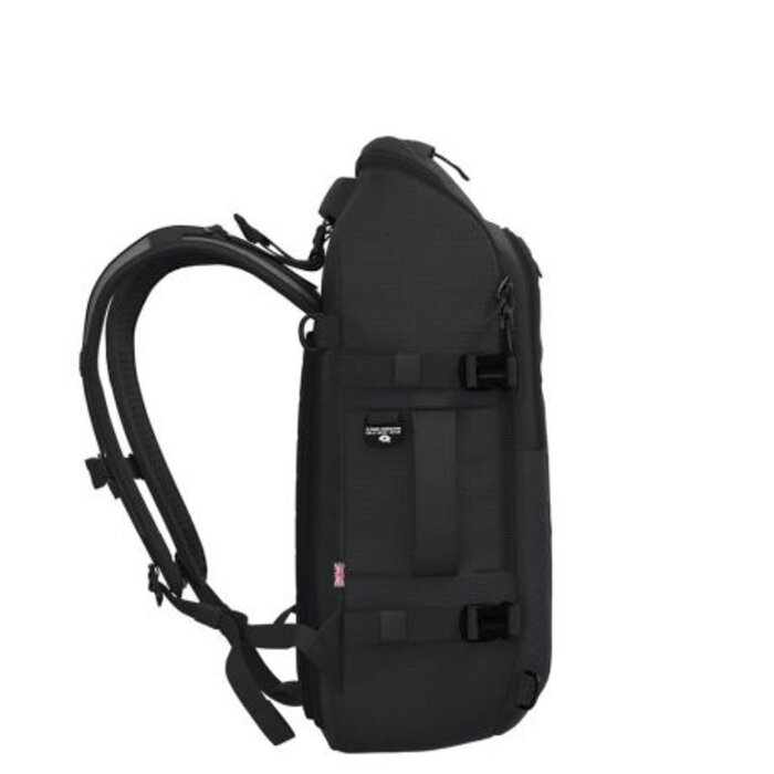 Cabin Zero CabinZero Adventure Pro 32L-14" laptop backpack absolute black