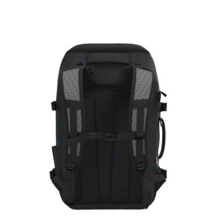 Cabin Zero CabinZero Adventure Pro 32L-14" laptop backpack absolute black