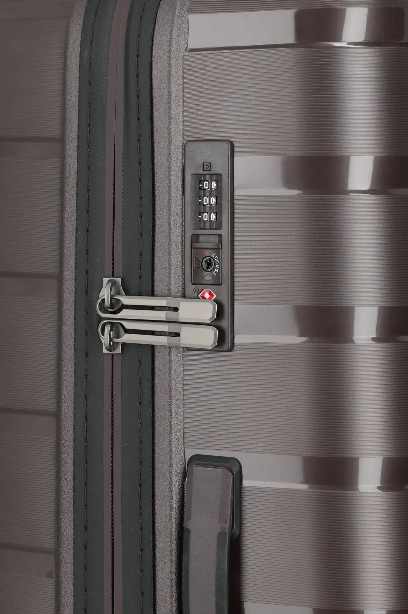 Travelite Air Base S 4-wiel cabinluggage 37L coffee