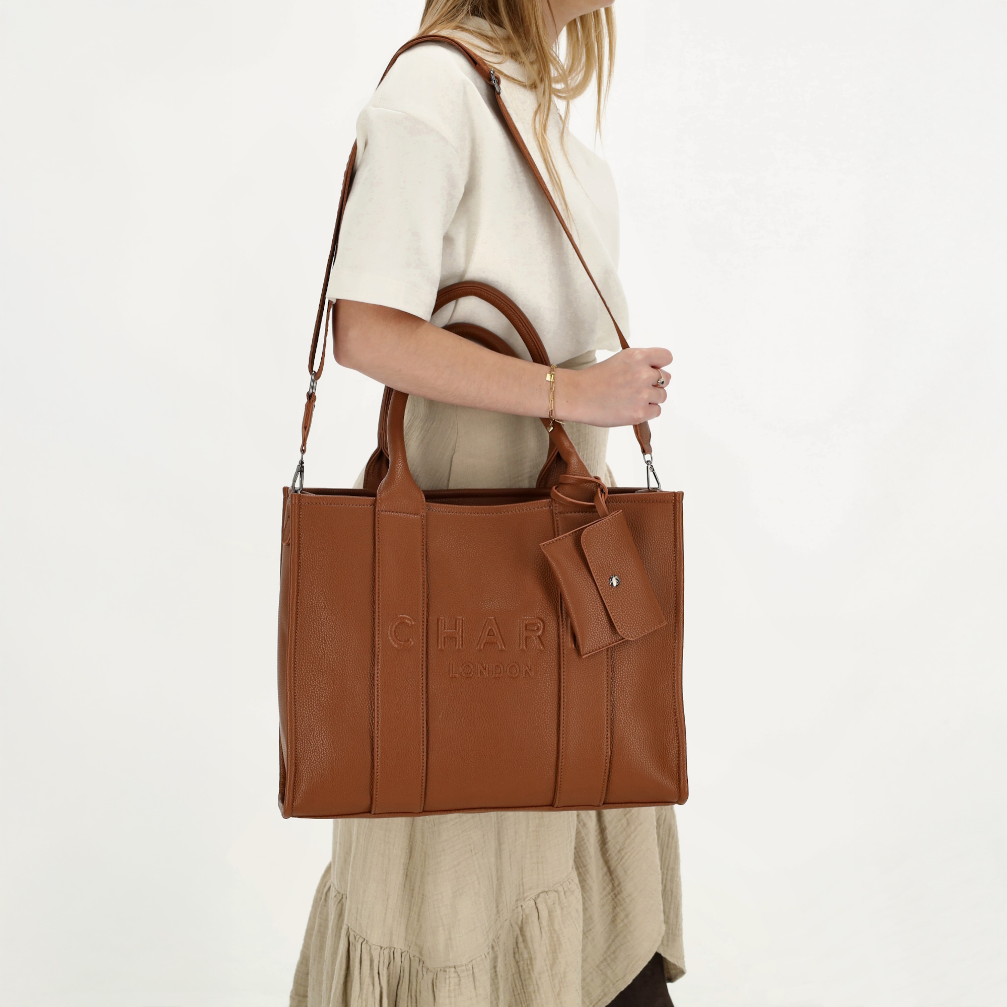 Charm London Charm London Bond Laptoptas 15,6 inch  bruin