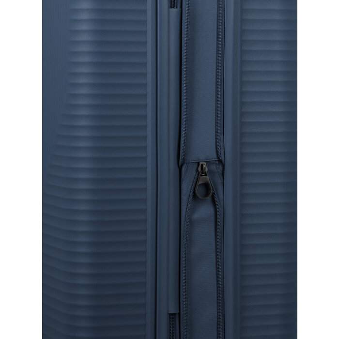 Travelite Travelite Air Stripe Medium EXP.  75-86L-3.5kg blauw
