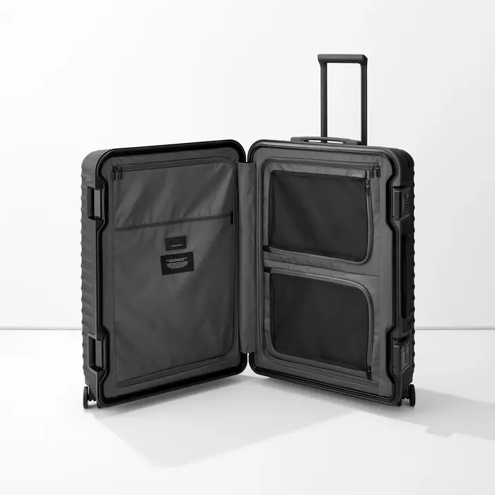 Titan Overseas 4-w trolley L 101L zwart