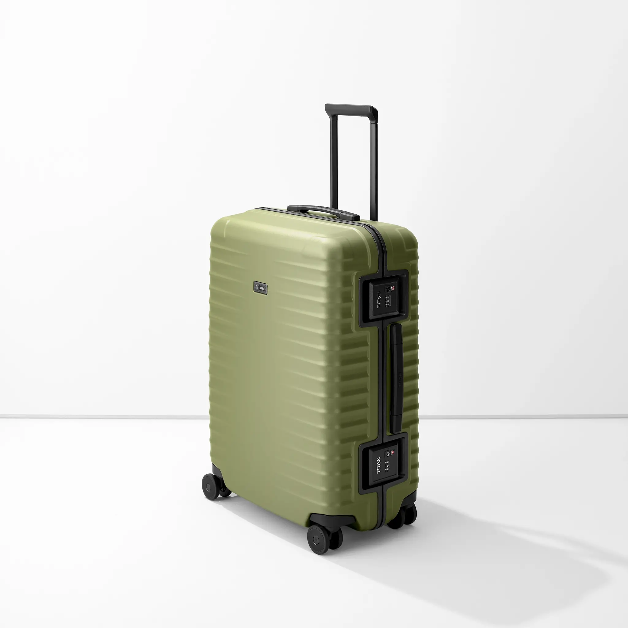 Titan Titan Overseas 4-w trolley M+ 84L groen