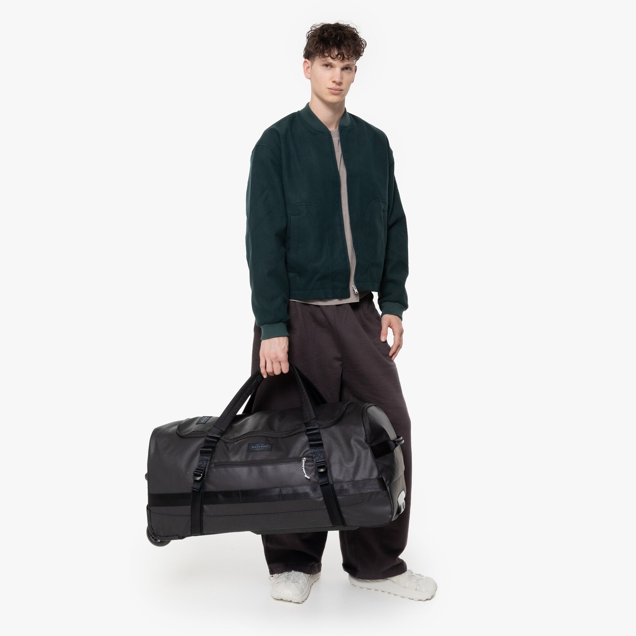 Eastpak Duffel Pack Wheel L 90L reistas op wielen tarp black