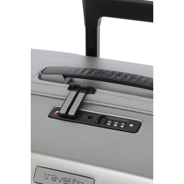 Travelite Travelite Millennium 67 cm 4-wiel trolley exp. zilver