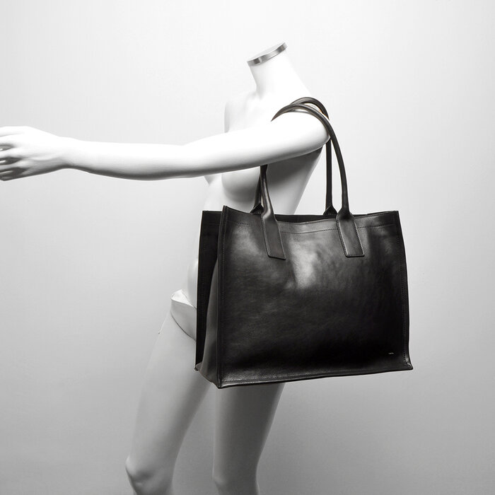 Berba Berba Icon 15.6" Tote Bag L zwart