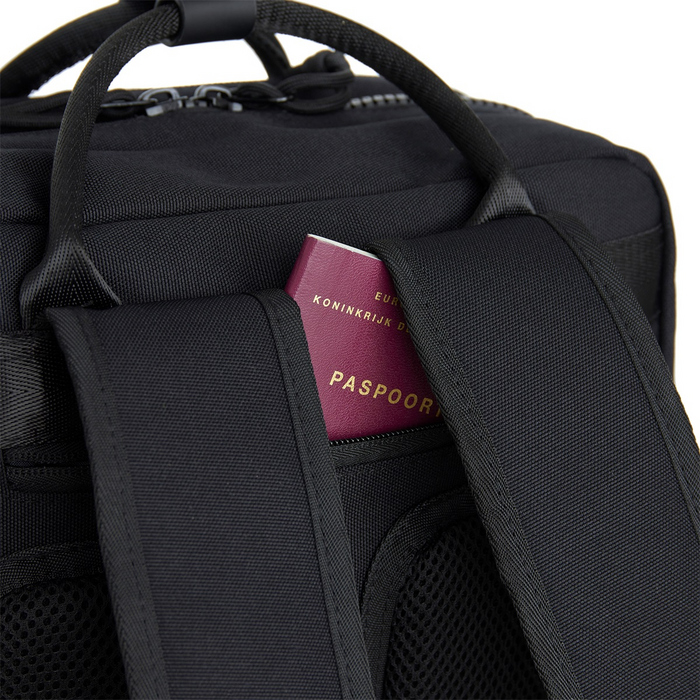 New Rebels New Rebels Milwaukee Bruce 15.6" handel backpack zwart