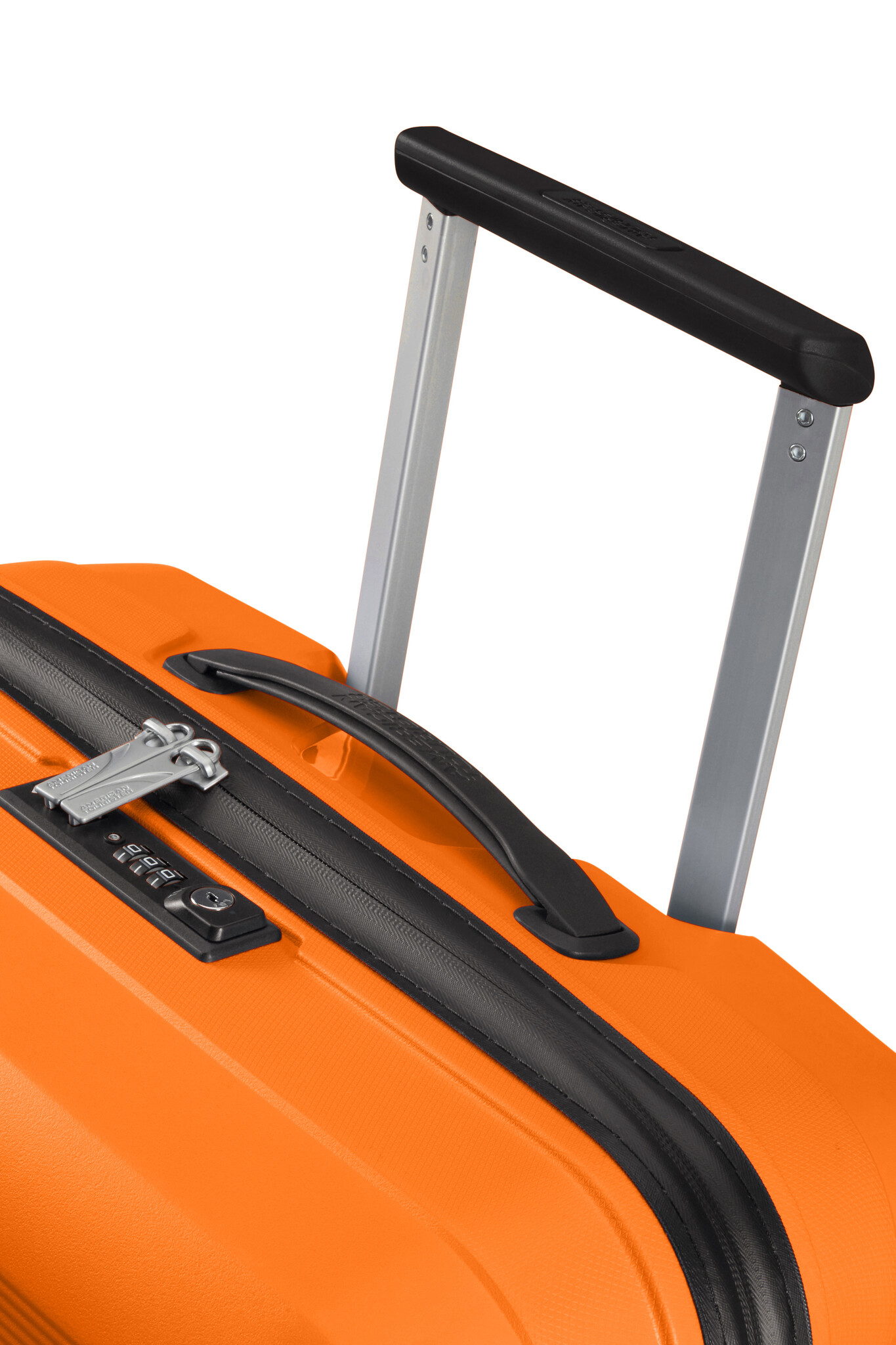 American Tourister Airconic reiskoffer spinner 77-101L-3.2KG mango orange