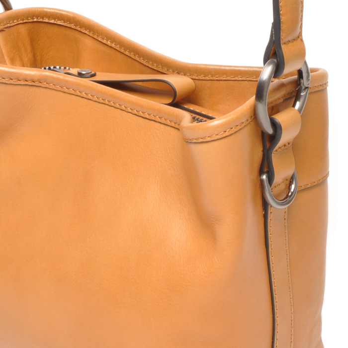 Berba Berba Icon Bucket Bag S cognac