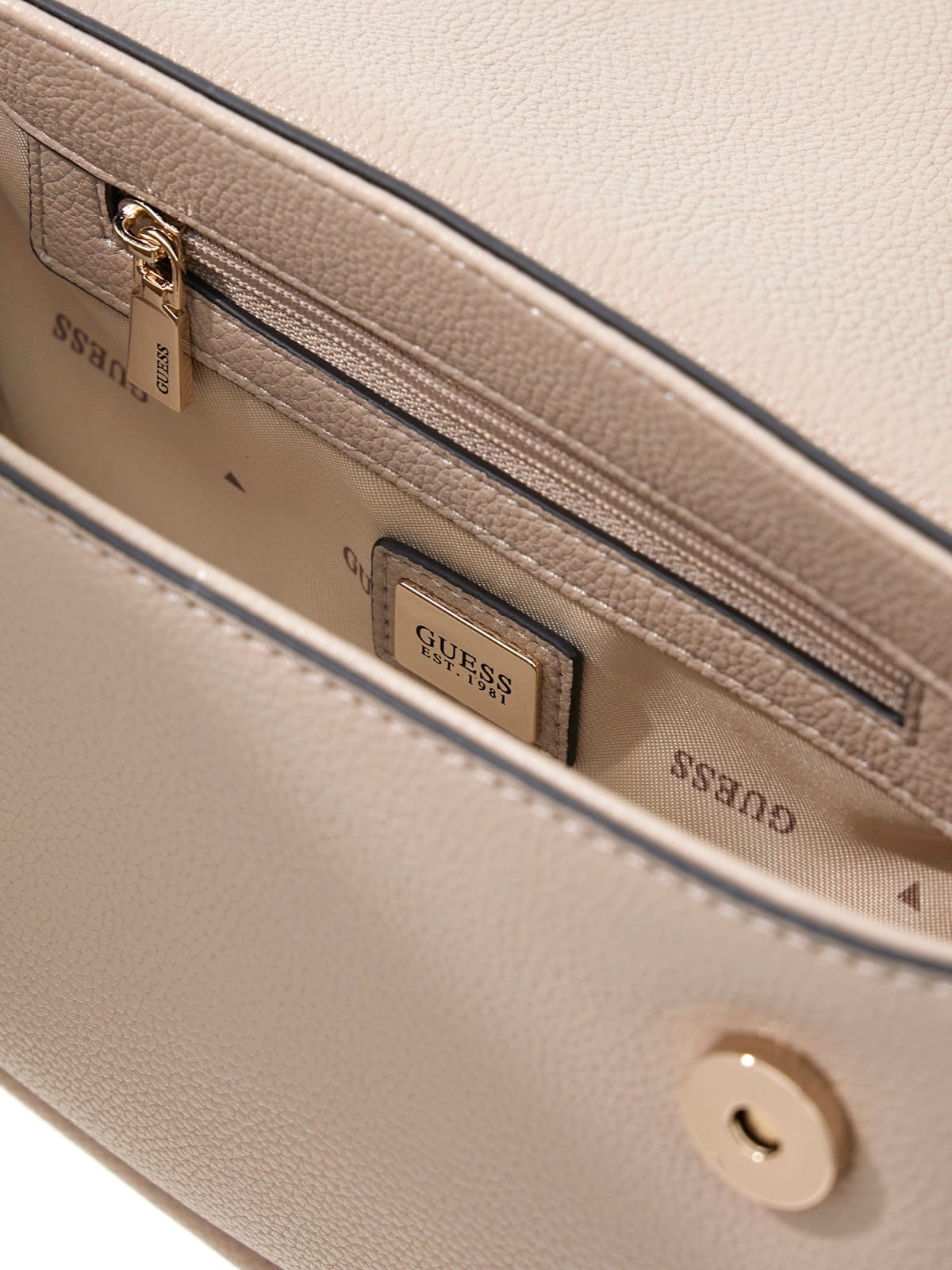 GUESS GUESS Danya schoudertas met overslag taupe