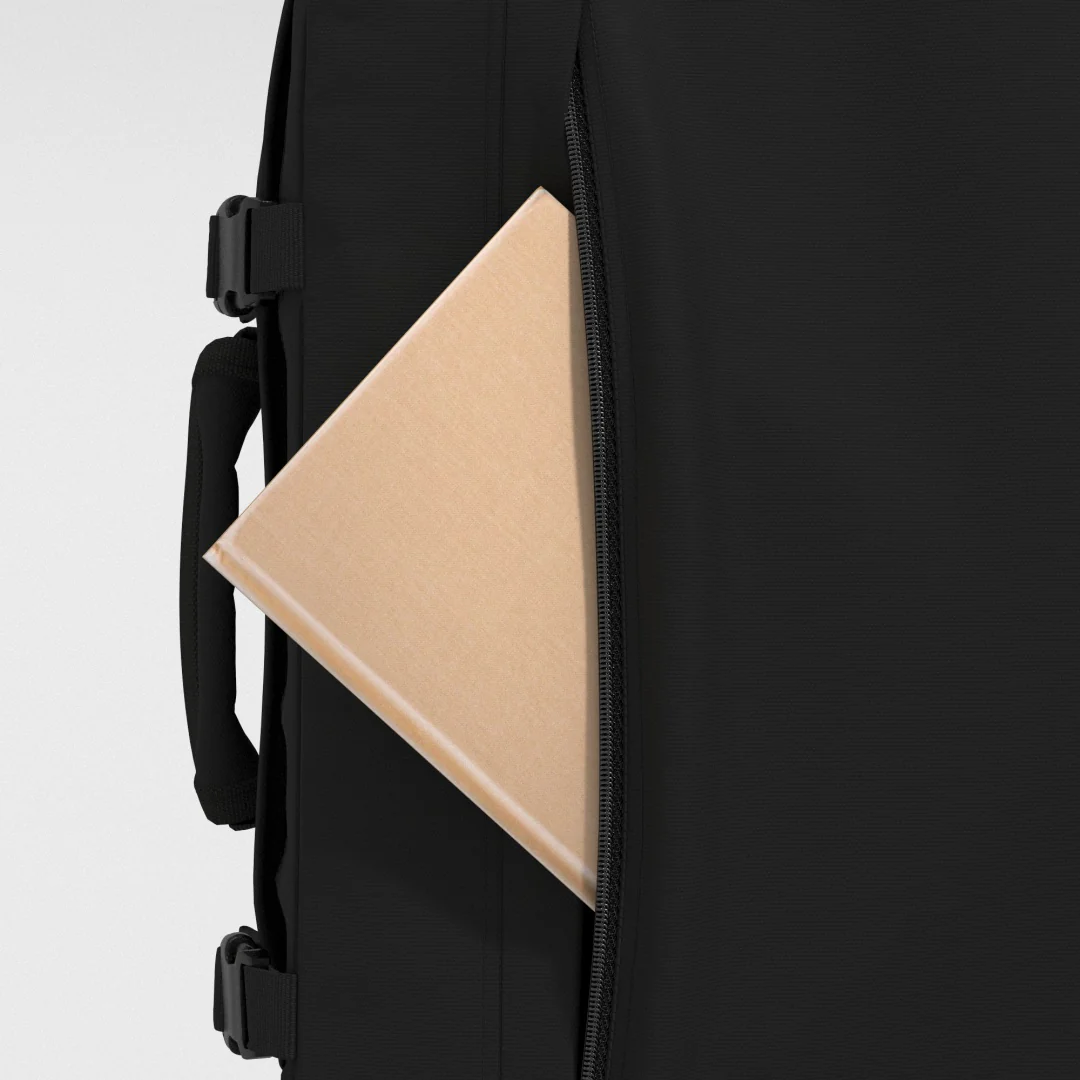 Cabin Zero CabinZero Classic 36L cabin backpack absolute black