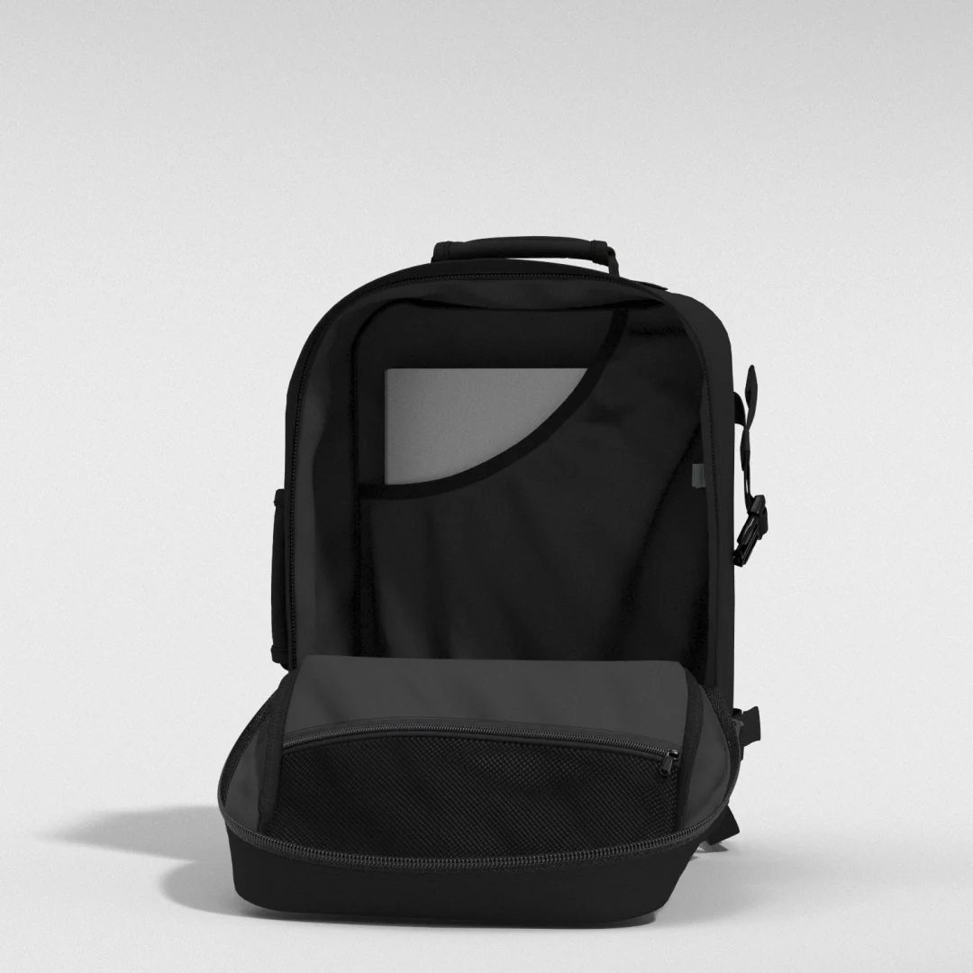 Cabin Zero CabinZero Classic 36L cabin backpack absolute black
