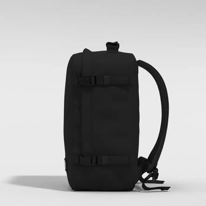 Cabin Zero CabinZero Classic 36L cabin backpack absolute black