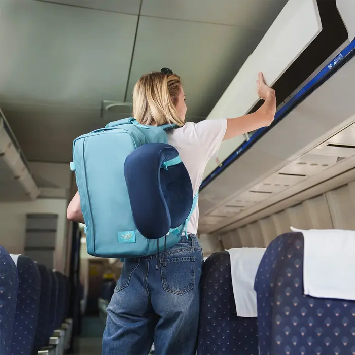 Cabin Zero CabinZero Classic 44L ultra light bali blue