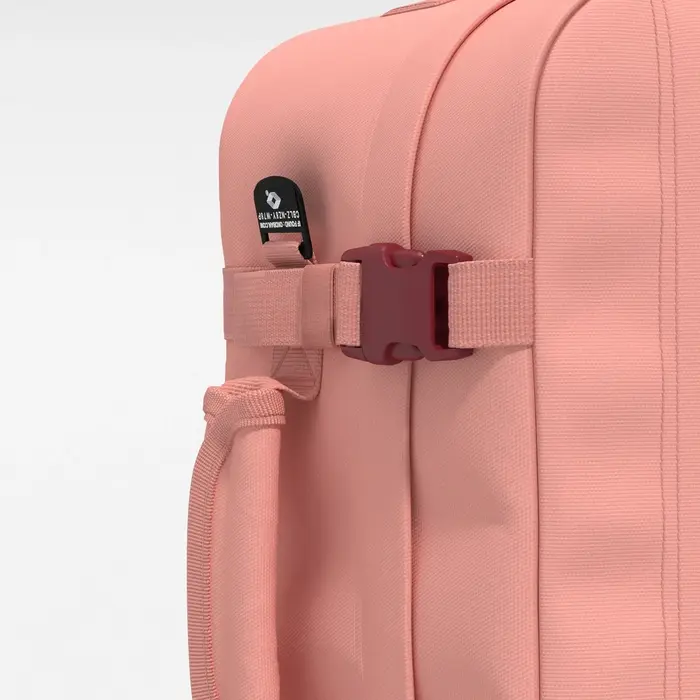 Cabin Zero CabinZero Classic 28L cabin backpack macaroon pink