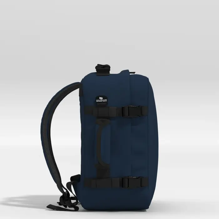 Cabin Zero CabinZero Classic 28L cabin backpack navy