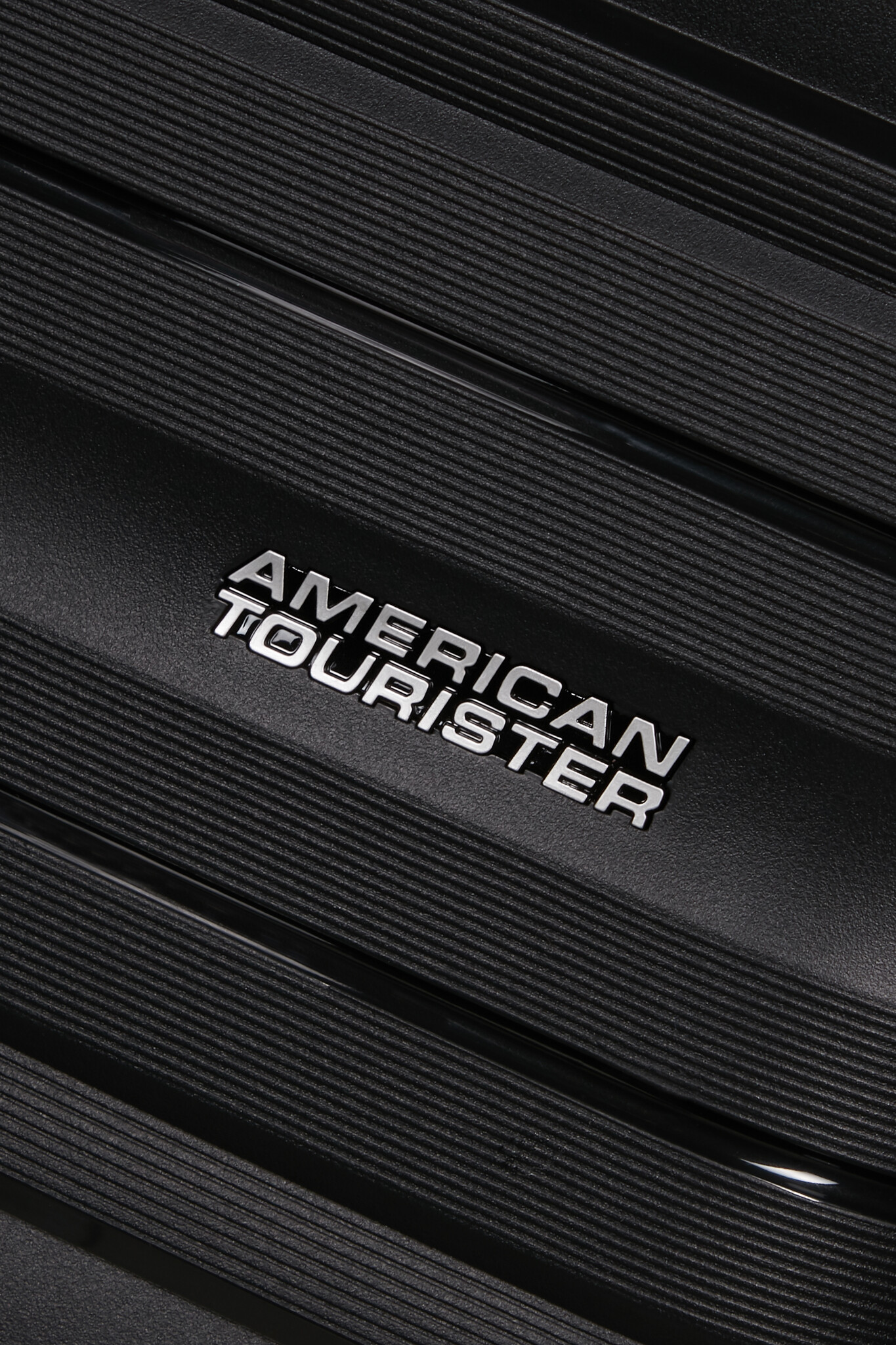 American Tourister American Tourister Flytwist 55 cm EXP. Spinner zwart