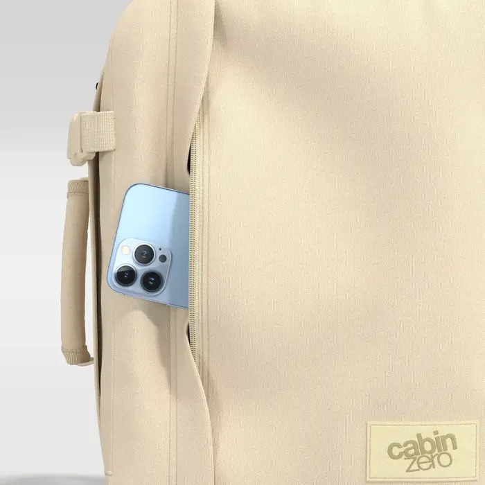 Cabin Zero CabinZero Classic Tech 28L - 15.6" laptop rugtas shell white