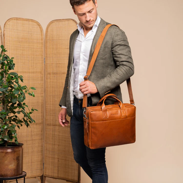 Chesterfield Chesterfield Frazer 15" laptop business-tas cognac