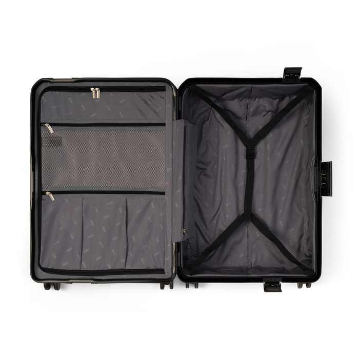 Oistr Oistr Oslo 66cm-80l 4-wiel koffer zwart