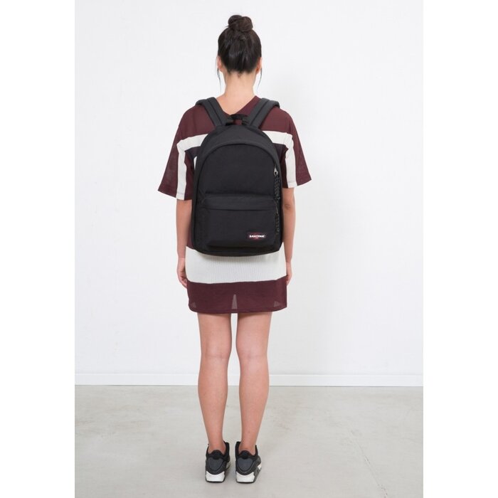 Eastpak Eastpak Back to Work 15.6" laptop-rugtas zwart