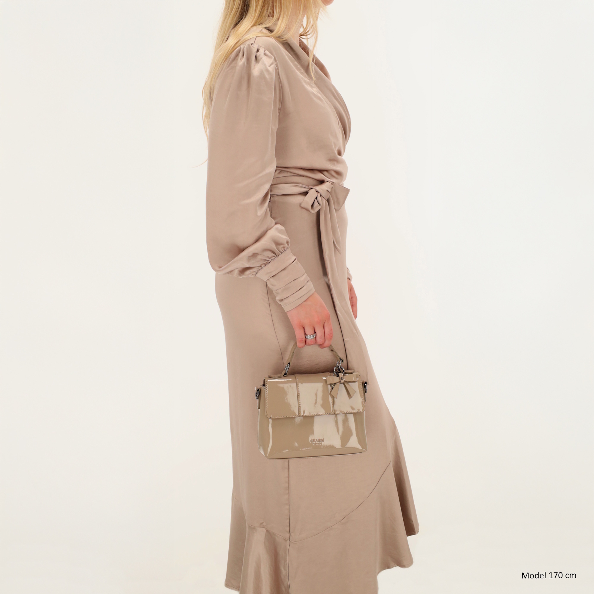Charm London Charm London Kensington Handtas lak-taupe