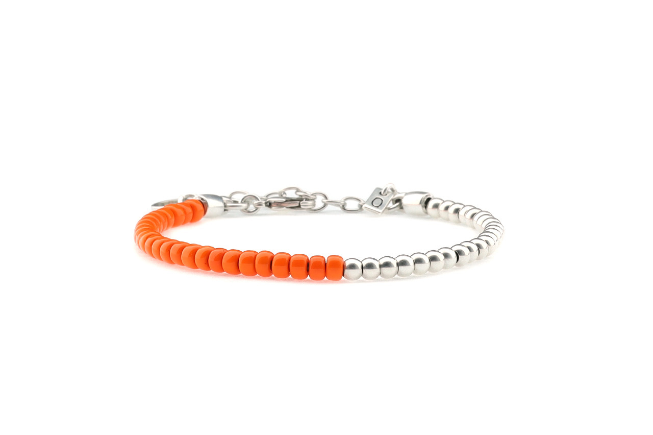 Orange bracelets - qoss.nl
