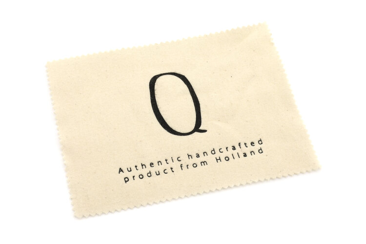 Jewelry polishing cloth