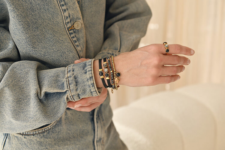 MANON GOLD
