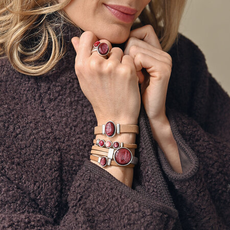 Ovaler Schmuck