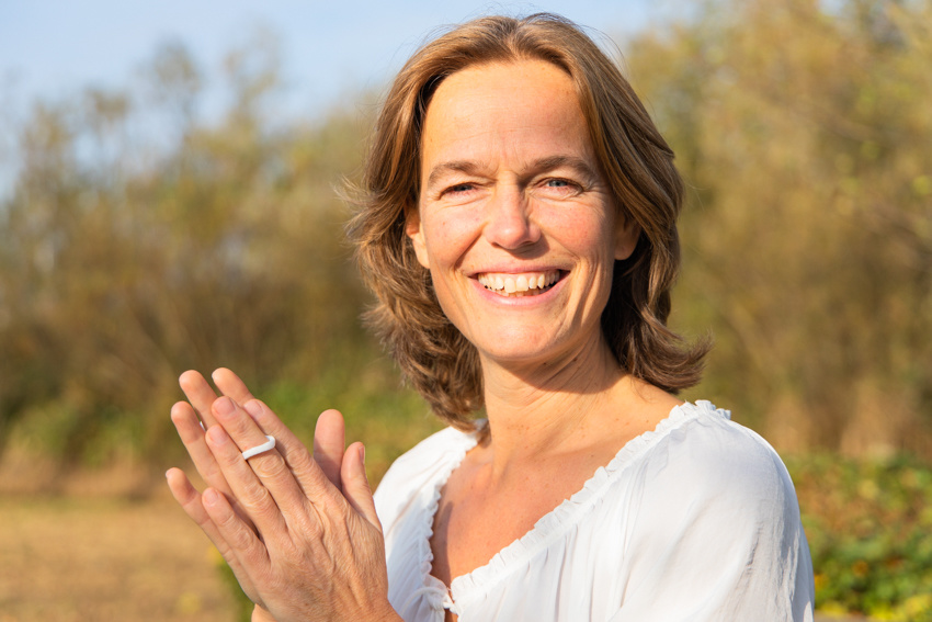 Het gezicht achter Rood met Zwarte Stippen