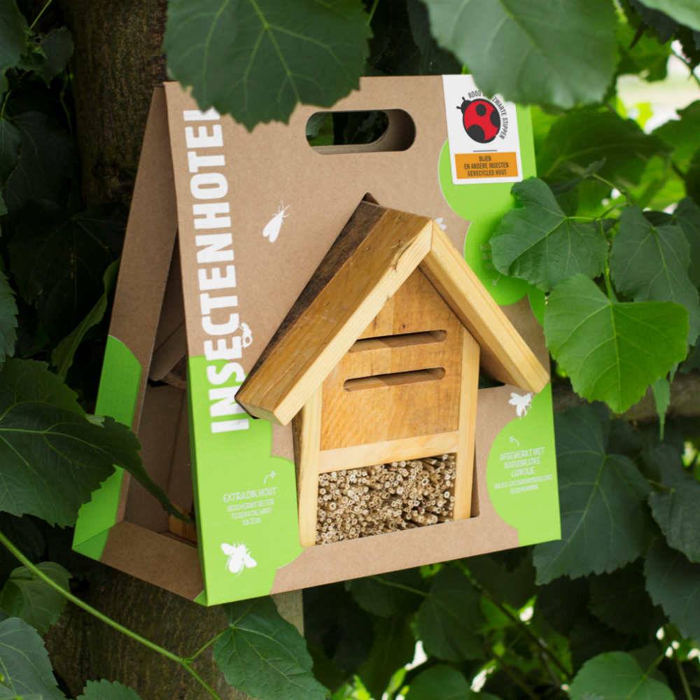 Insectenhotel lieveheersbeestjes en wilde bijen