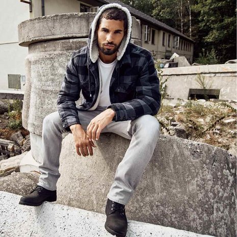 Brandit Lumberjacket Hooded Zwart-Grijs Vest Heren Brandit Lumberjacket Hooded Zwart-Grijs Vest Heren