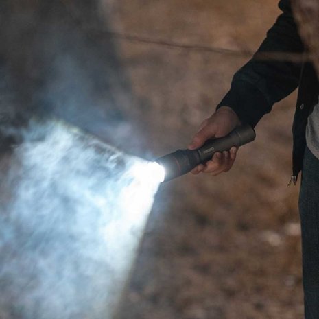 Nebo Davinci 3500 Lumen Oplaadbare Zaklamp Nebo Davinci 3500 Lumen Oplaadbare Zaklamp