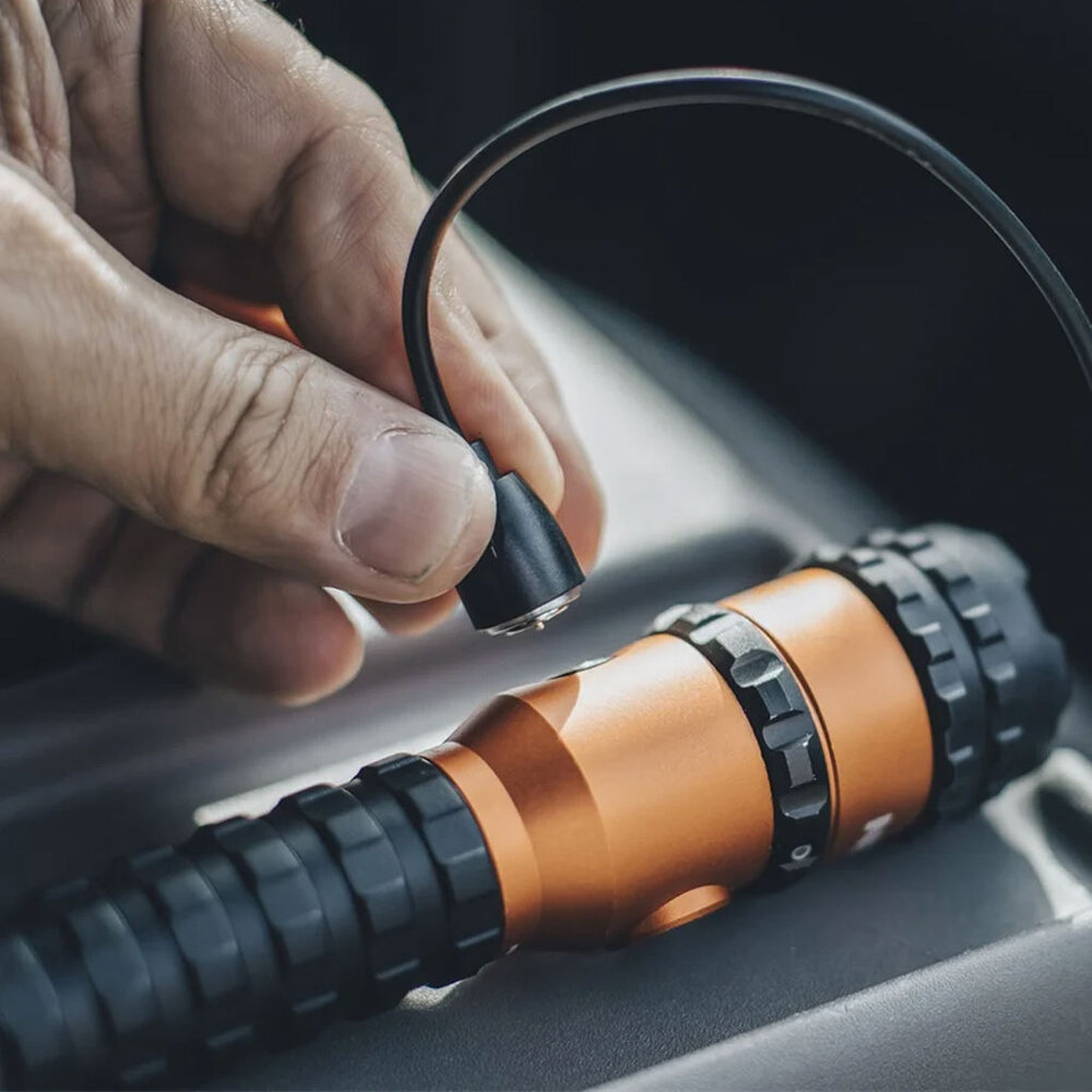 Nebo Master Series FL3000 Oplaadbare Zaklamp Nebo Master Series FL3000 Oplaadbare Zaklamp