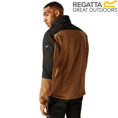 Regatta Moutdale Nut Brown Softshell Jas Heren Regatta Moutdale Nut Brown Softshell Jas Heren