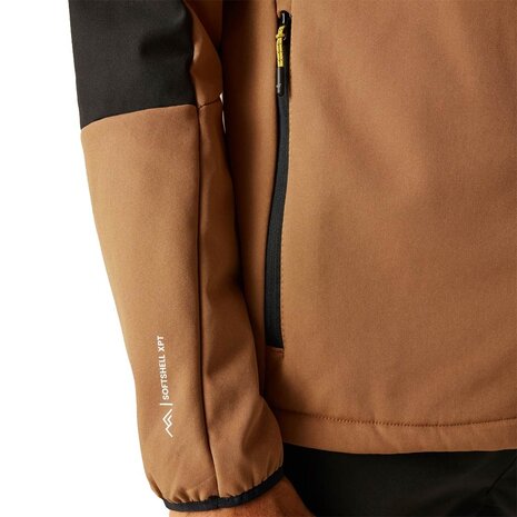 Regatta Moutdale Nut Brown Softshell Jas Heren Regatta Moutdale Nut Brown Softshell Jas Heren