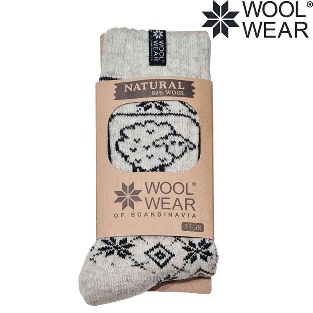 Woolwear of Scandinavia Ecru wollen sokken met schaapmotief Woolwear of Scandinavia Ecru wollen sokken met schaapmotief